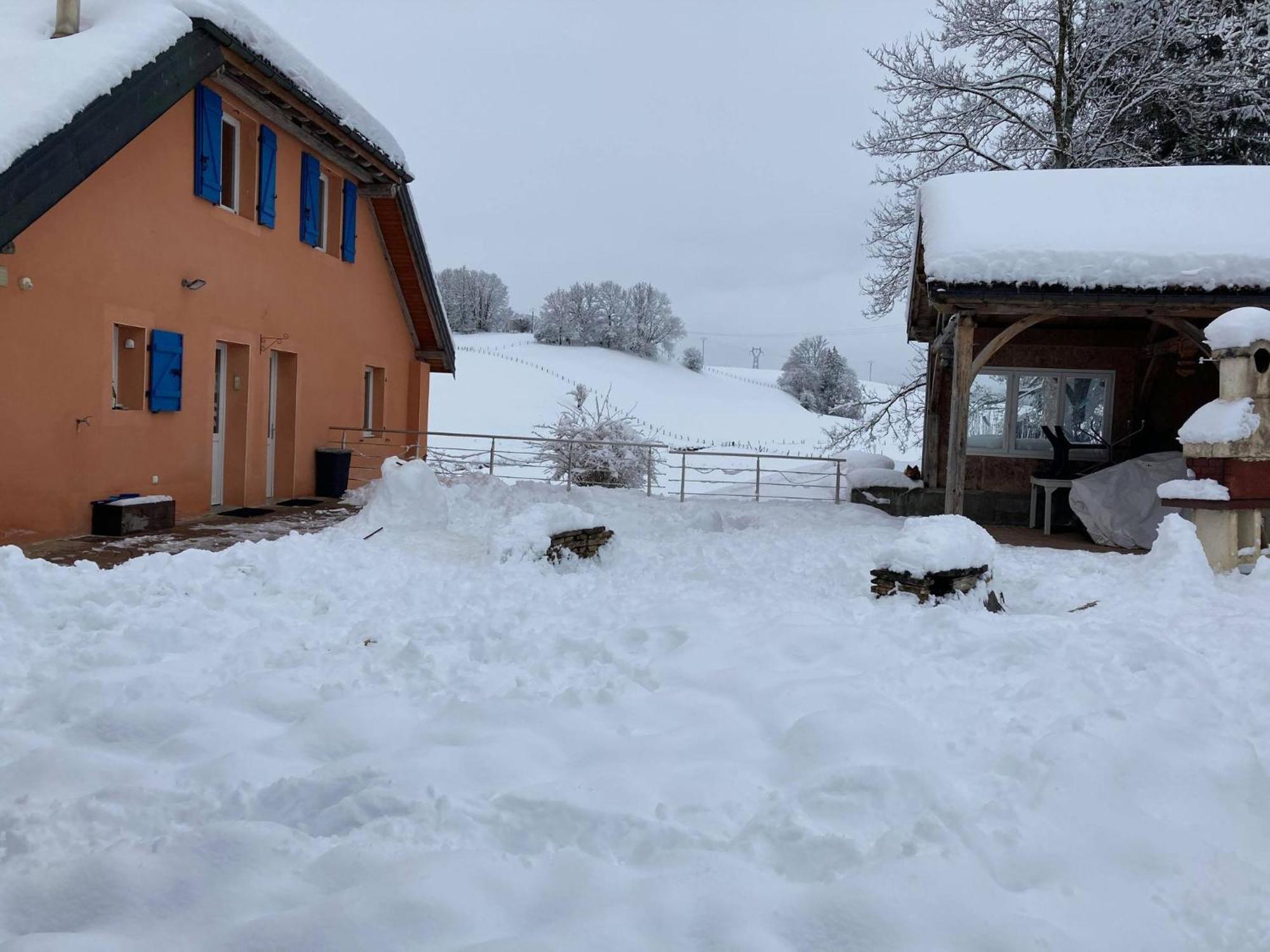 Bed and Breakfast Le Moulin Des Oyes Censeau Екстер'єр фото