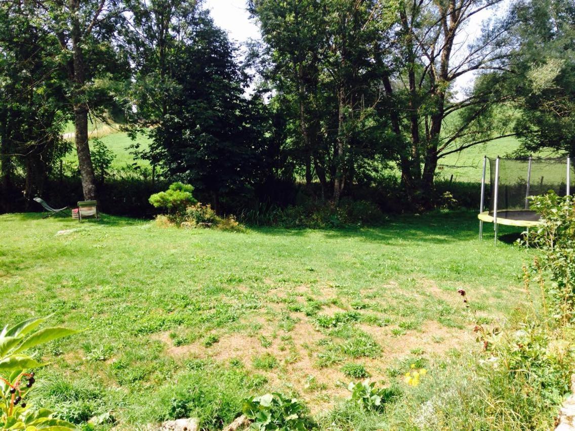 Bed and Breakfast Le Moulin Des Oyes Censeau Екстер'єр фото